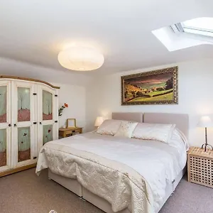 https://fern-hse-grassington-central-yet-quiet-parking.yorkshirehotels.net
